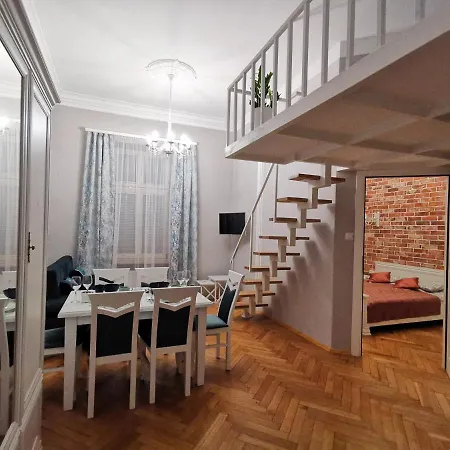 Z Antresola Kazimierz Bozego Ciala Apartmán *